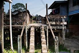 Kampung Annah Rais is a traditional Bidayuh longhouse enclosed by the modern Village, situated at Jalan Borneo Height, Pedawan.